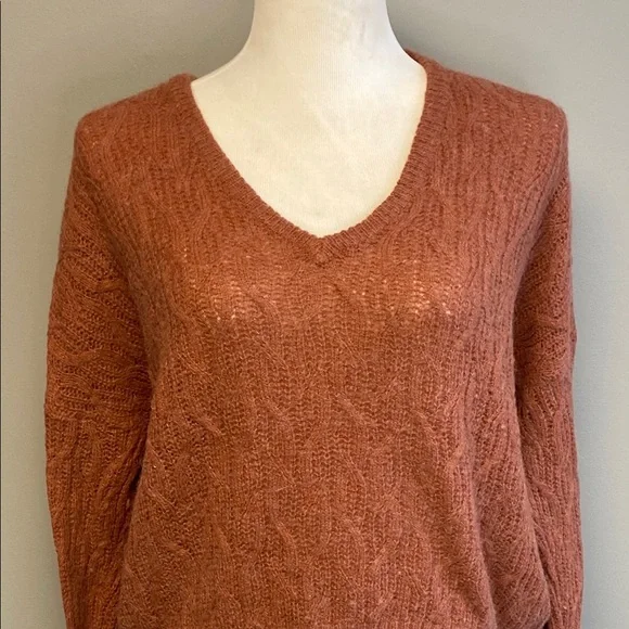 Madewell Brown V-Neck Sweater Cozy Knit - Picture 3 of 6
